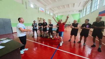Ракетки в руках, азарт в глазах: в Новоайдаре прошел турнир по настольному теннису