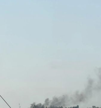 Взрыв и задымление в Луганске