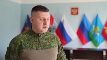 Военный комиссар Антрацитовского муниципального округа Луганской Народной Республики Владимир Скоморох подробно рассказал о порядке поступления на военную службу по контракту