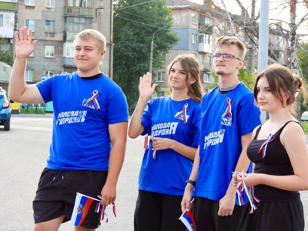 Триколор теперь и на дорогах Алчевска