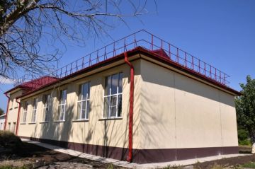 Красноярский край завершает капитальный ремонт спортзала в Свердловской средней школе №3