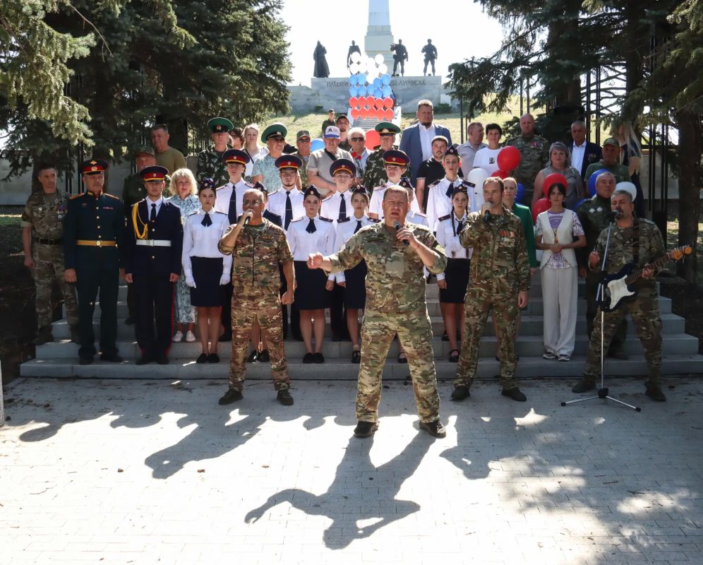 «Где поднят русский флаг, он спускаться не должен»