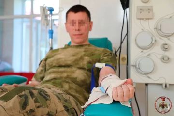 Росгвардейцы пополнили банк крови в Луганской Народной Республике