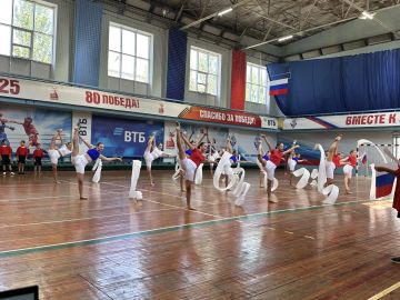 «Сила России – вместе под Государственным флагом!»