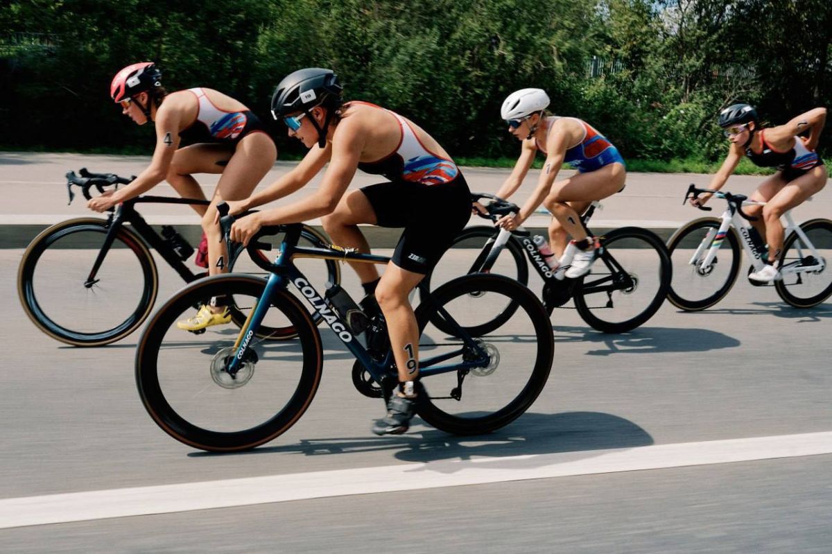 Михаил Дегтярёв: Исполком World Triathlon принял решение о полноценном допуске сборной России по триатлону: наши атлеты смогут выступать в национальной форме, под флагом России, а в случае победы будет звучать российский гимн