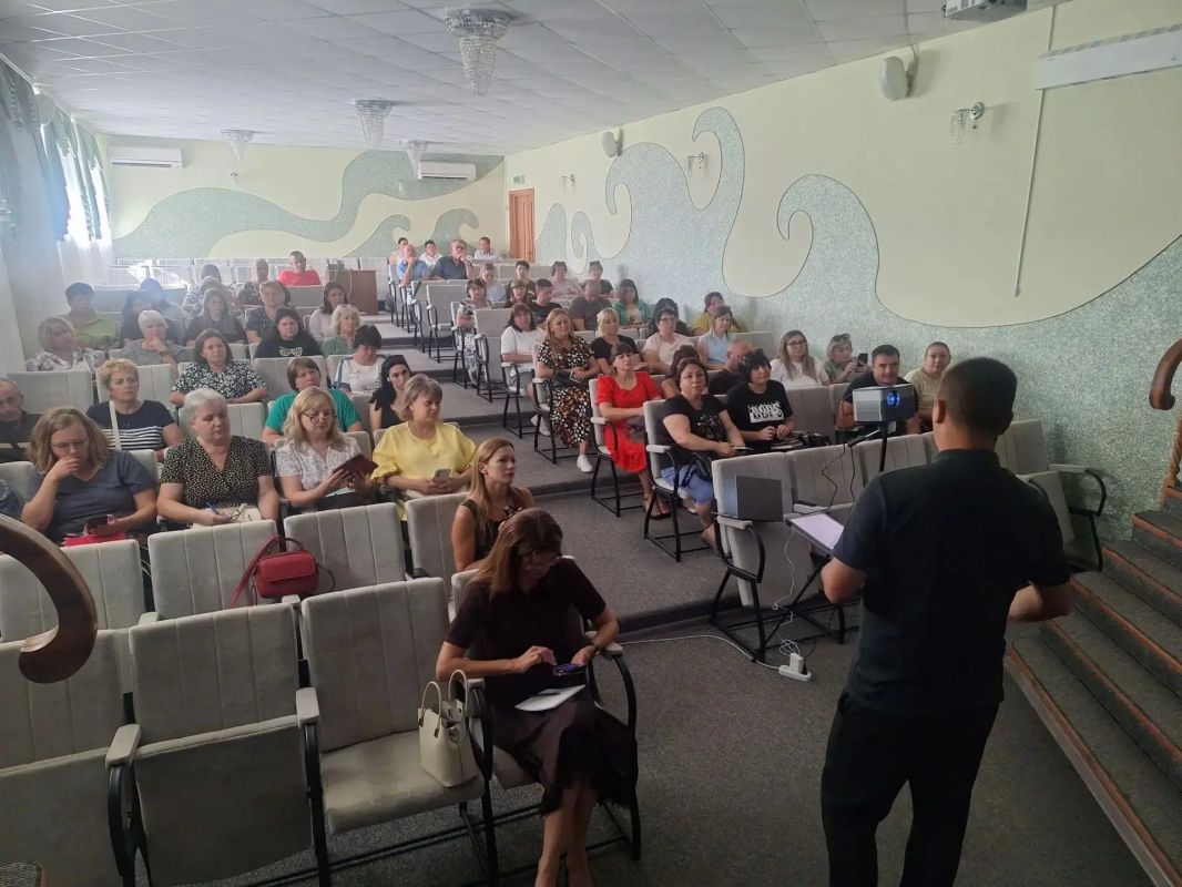 В четырёх муниципальных и двух городских округах ЛНР прошли обучающие семинары для общественных наблюдателей