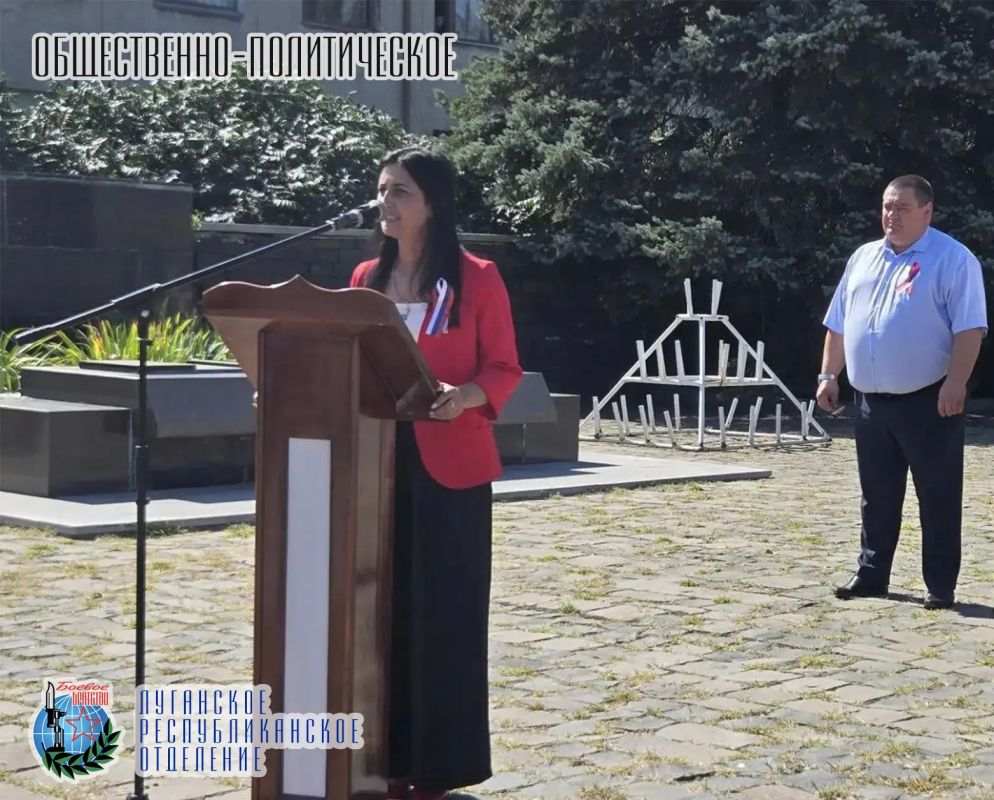 22 августа у мемориального комплекса «Слава» состоялся торжественный митинг, посвящённый Дню Государственного флага Российской Федерации