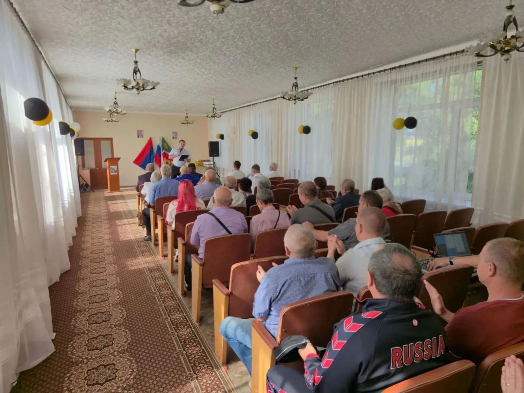 В городе Золотое состоялось праздничное мероприятие, посвященное предстоящему Дню шахтера