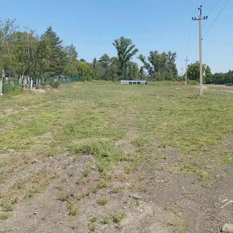 Владимир Чернев: Специалисты МБУ «Ритуальная служба» провели плановые снитарные мероприятия на территории кладбища в селе Чмыровка