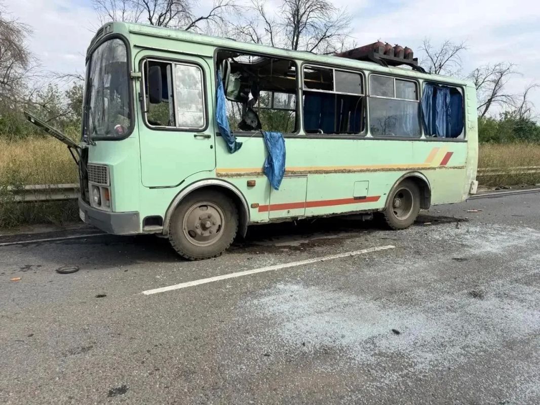 СК России возбудил уголовное дело о теракте после атаки на автобус в ЛНР