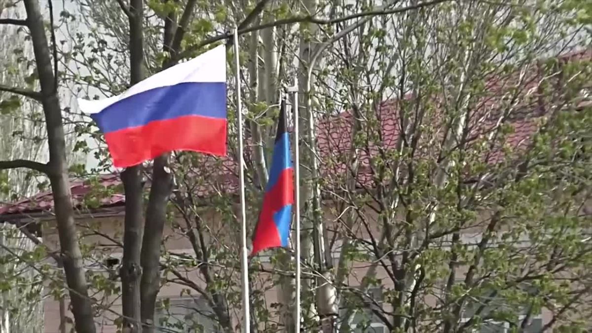 Внимание, информация о поступлении в Донецкое высшее общевойсковое командное училище, контактная информация и сборник «Поступающим в высшие военно-учебные заведения Министерства обороны Российской Федерации и в военные...
