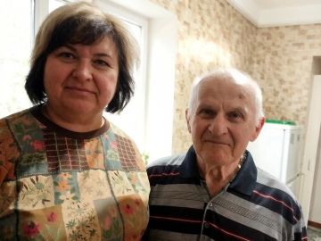 В поселке Северо-Гундоровский ветеранов угольной промышленности поздравили с наступающим праздником