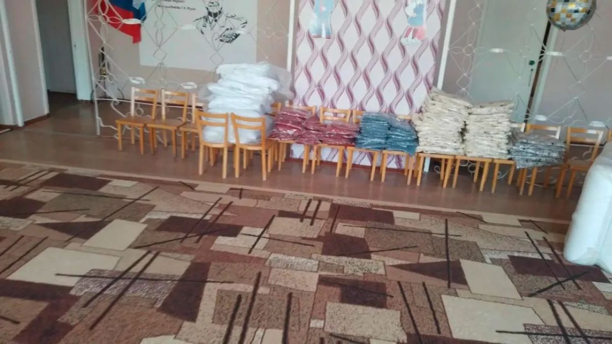 Гуманитарный груз передали со Ставрополья в Стаханов