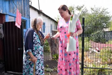 «Богатство - это семья»: Августа Тарасенко из Свердловска отметила 90-летний юбилей