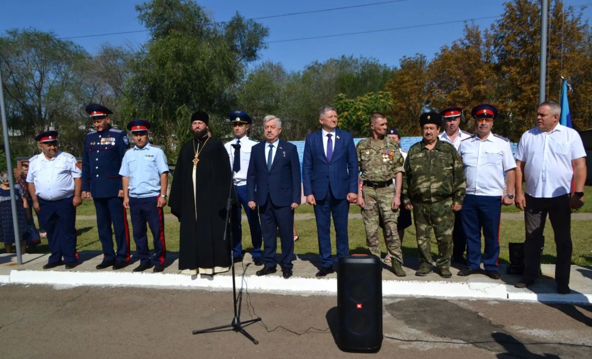 В Луганском кадетском корпусе — пополнение! Торжественная линейка стала днём рождения новой мечты