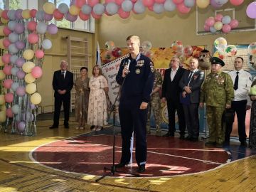 С Днём знаний, студенты-спасатели!