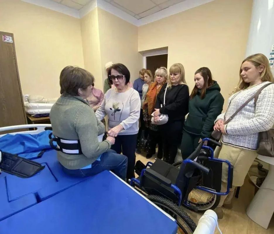 В этом году в Луганской Народной Республике 167 человек прошли обучение в Школах ухода