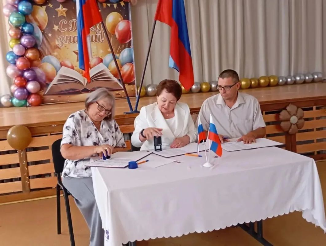 Федеральный проект «Кадры в АПК» — это государственная инициатива, запущенная в 2025 году в рамках национального проекта «Технологическое обеспечение продовольственной безопасности»