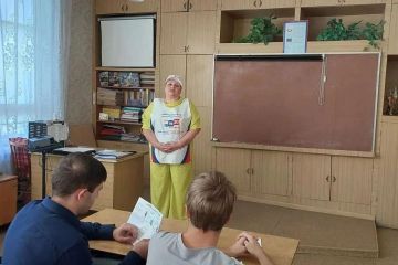 В Краснолучском колледже прошло информирование в рамках проекта «ИнформУИК»