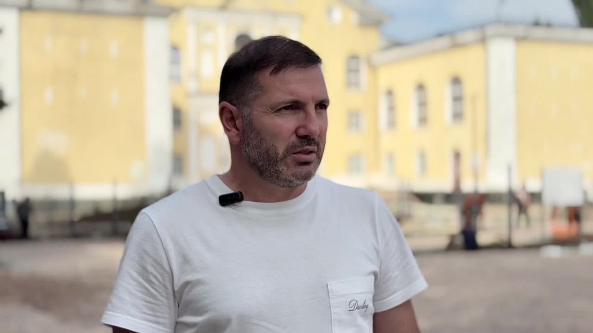Артак Хачикян проверил ход работ на объектах в Молодогвардейске и Краснодоне