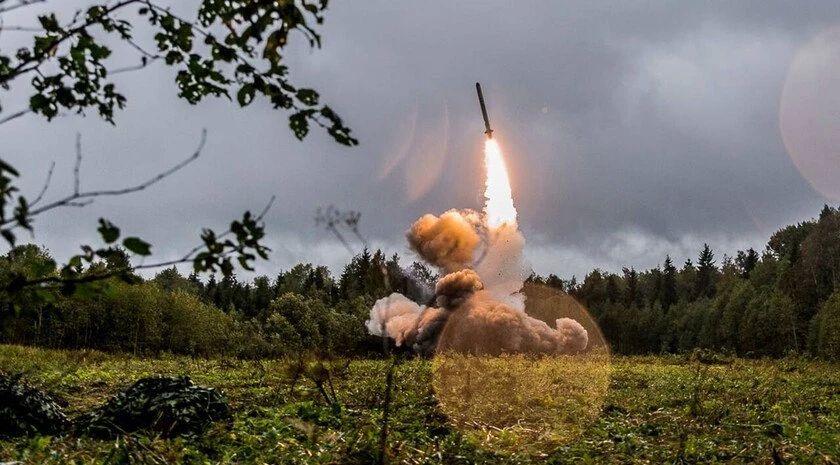 В Киевской области поражён логистический центр, а в порту Черноморск — сухогруз с оружием