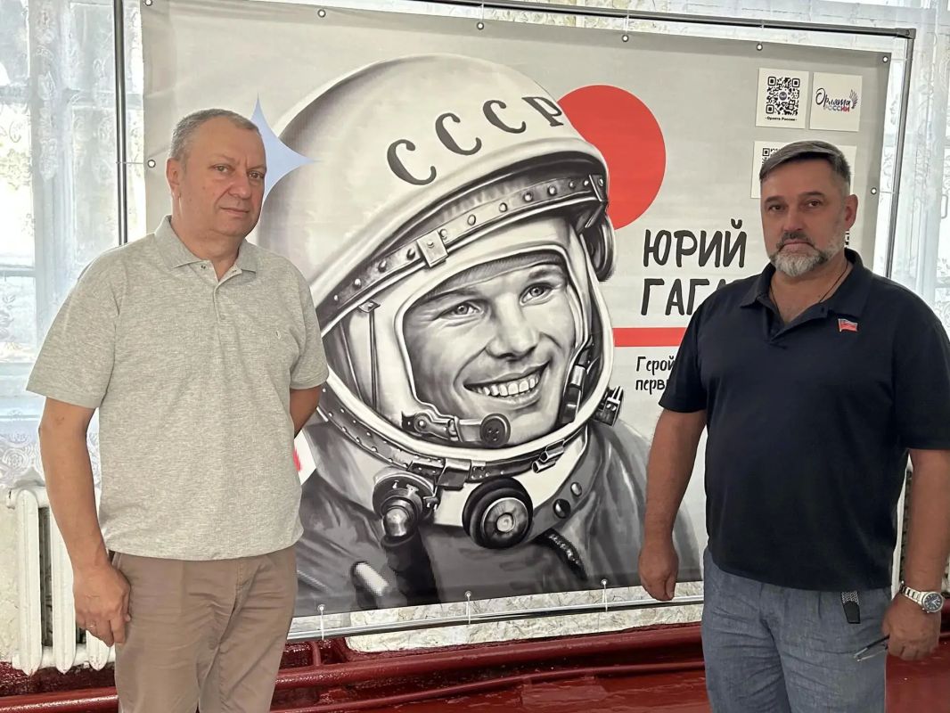 Осуществление контроля за ходом реализации проекта «Лица Героев» в рамках партийного проекта «Новая школа» Всероссийской политической партии «ЕДИНАЯ РОССИЯ» депутатами фракции Совета «Единая Россия» идёт полным ходом