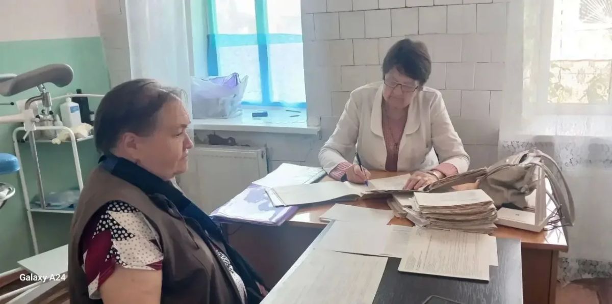 В Трёхизбенской амбулатории прошел прием узких специалистов Славяносербской ЦРБ