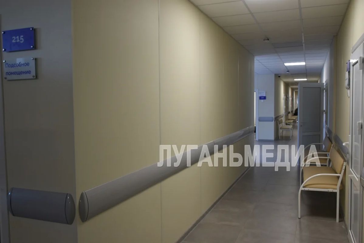В Новопсковской центральной многопрофильной больнице продолжается масштабный ремонт