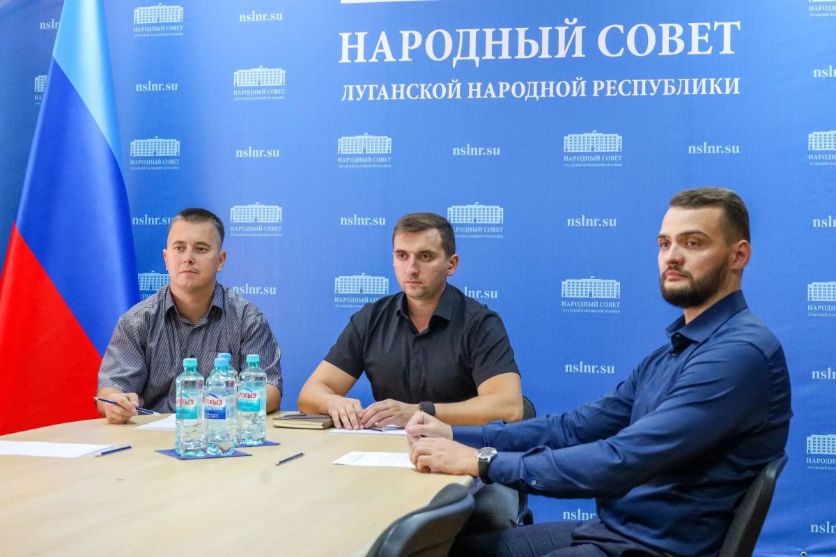 Андрей Самойлов и Дмитрий Манасеев приняли участие в заседании Молодежного парламента при Госдуме