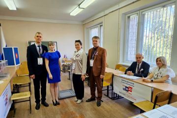 Председатель Избиркома ЛНР посетила открытие избирательного участка №20