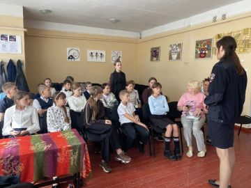 В учреждениях культуры Краснодонщины проведены профилактические и патриотические мероприятия