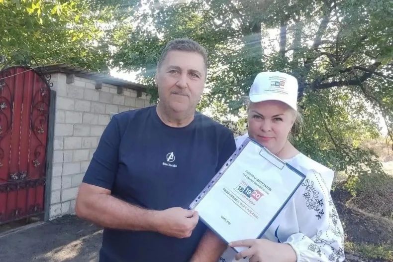 Члены УИК Свердловского округа проинформировали родственников погибшего бойца в рамках проекта «ИнформУИК»