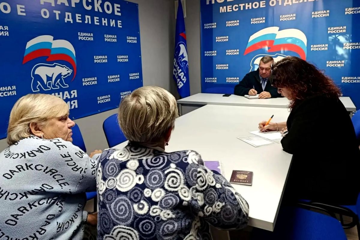 В общественной приемной Новоайдарского местного отделения партии «Единая Россия» состоялся очередной прием граждан