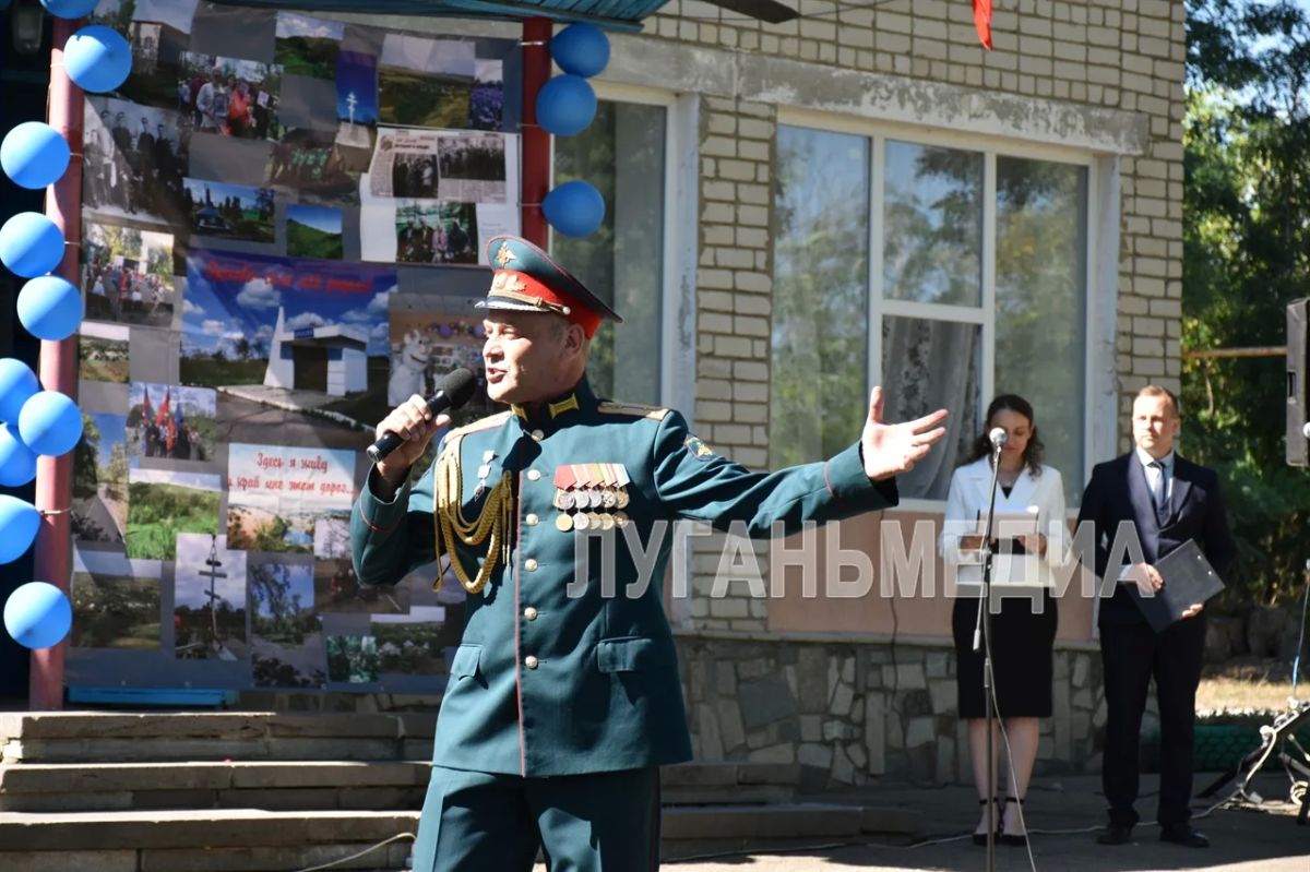 В селе Орехово Антрацитовского м. о. открыли новый современный спортзал