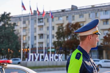 Полицейские обеспечили общественный порядок в день рождения Луганска