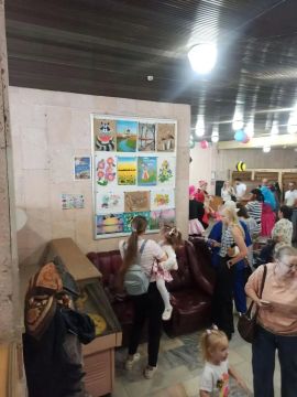 Выставка работ воспитанников студии «Радуга» открылась в театре кукол