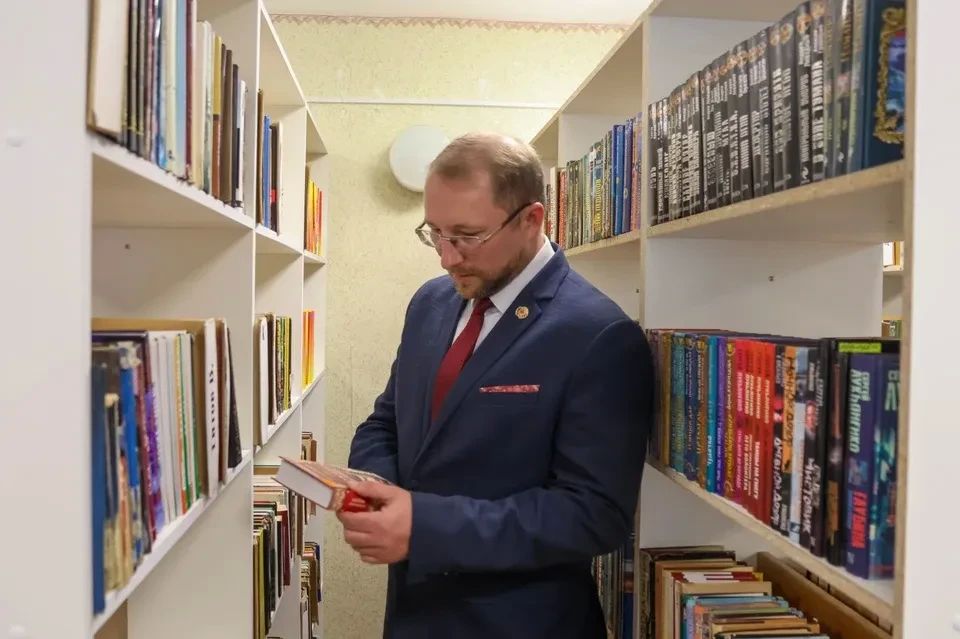 Библиотека Первомайска развивается: новые книги, техника и планы