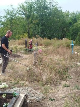 Забота о памяти: в Ровеньках приводят в порядок заброшенные захоронения
