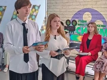 Валентина Кияшко приняла участие в ток-шоу в рамках проекта "Антифейк" В Луганском центре детского и юношеского творчества "Гармония" в студии "Синема" состоялось ток-шоу в рамках проекта "Антифейк"