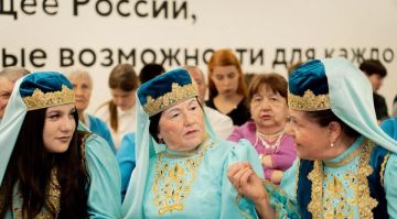 Фестиваль национальных культур «В единстве — наша сила» прошел в Луганске
