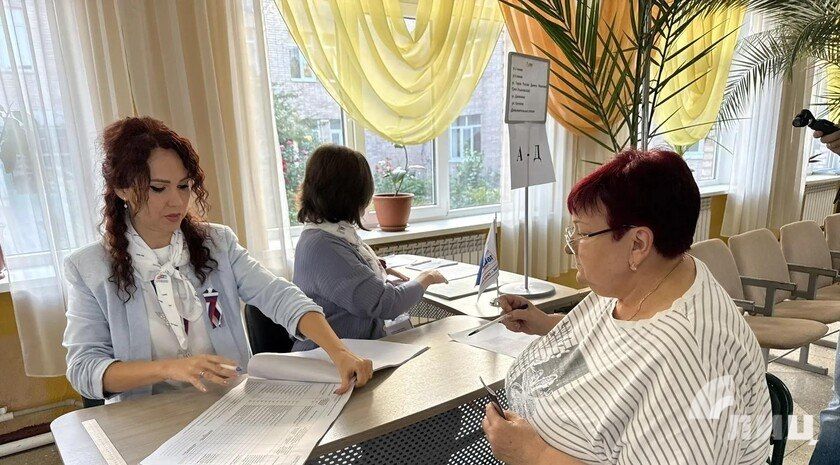 Более 20% избирателей в ЛНР приняли участие в досрочном голосовании