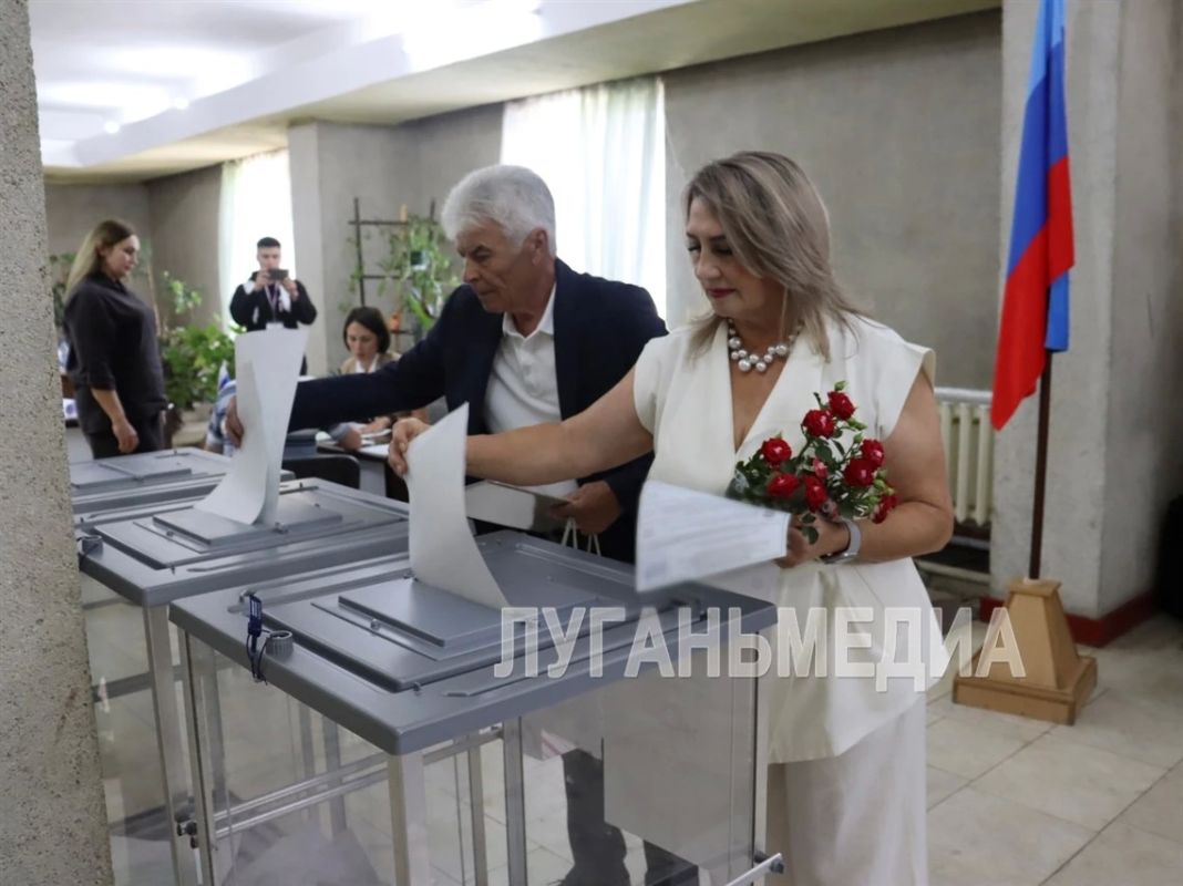 Молодожены: сегодня для нас волнительный день вдвойне
