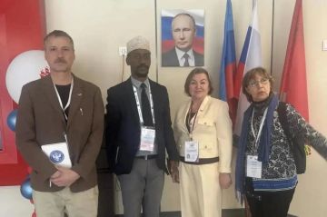 Иностранные наблюдатели посетили избирательные участки в ЛНР