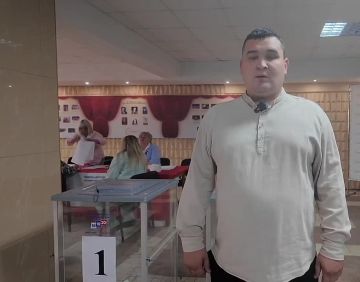 Богдан Шишкин, депутат Совета Краснодонского муниципального округа, также принял активное участие в голосовании по выборам депутатов Государственной Думы