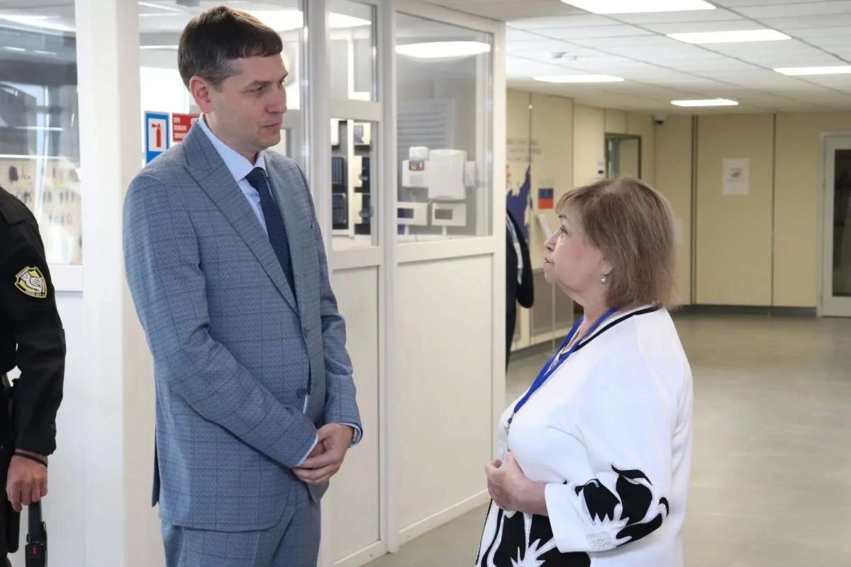 Председатель Правительства ЛНР Алексей Самойлов проголосовал на выборах депутатов Госдумы