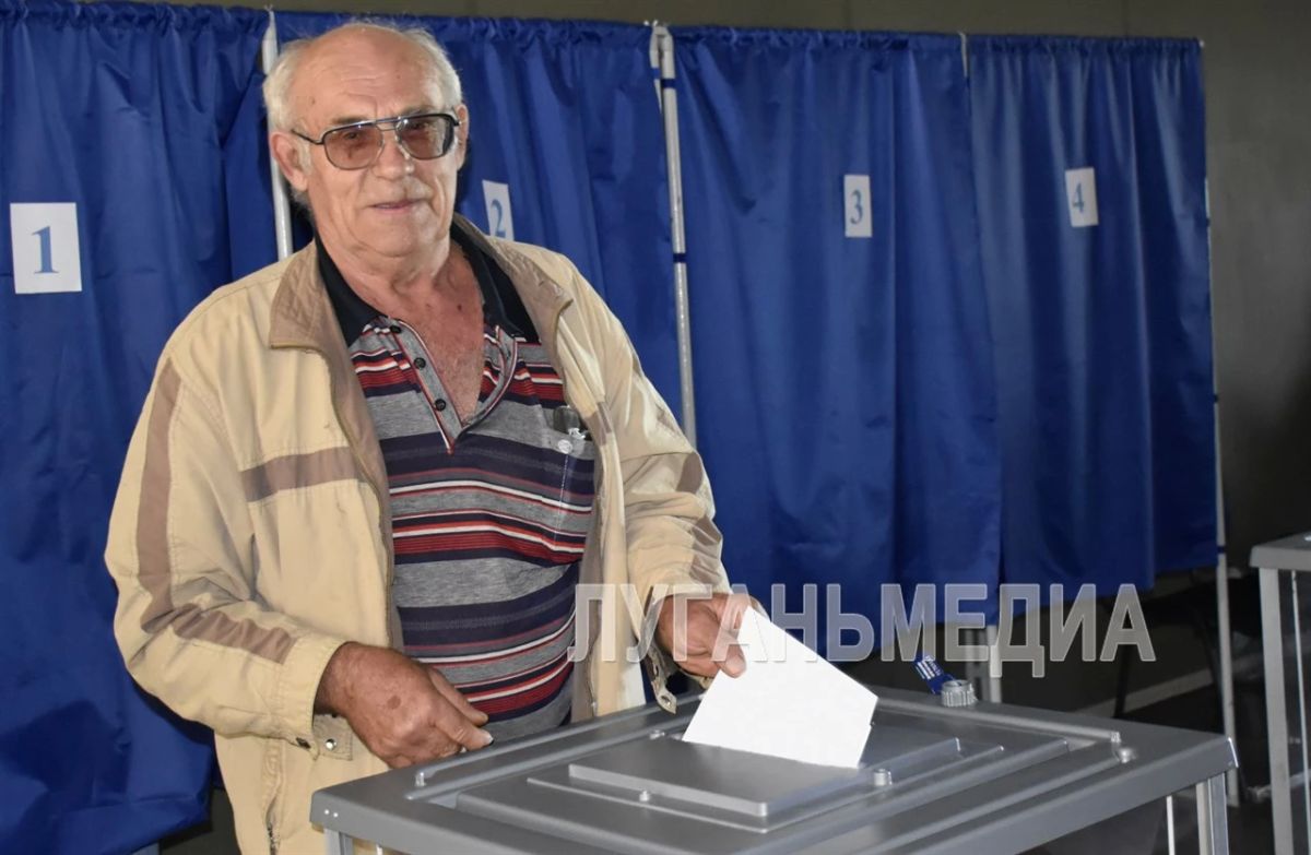 У Николая Николаевича Корниенко из Марковки двойной праздник
