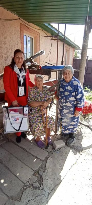 102 года — и активная гражданская позиция: долгожительница из Георгиевки проголосовала на дому