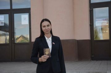 Алёна Лумеровская: Сегодня выполнила свой гражданский долг и проголосовала!