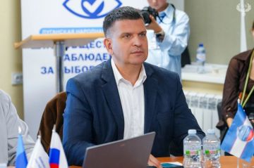 Олег Коваль: Принял участие в круглом столе «Выборы 2026: гражданская позиция и молодёжь»