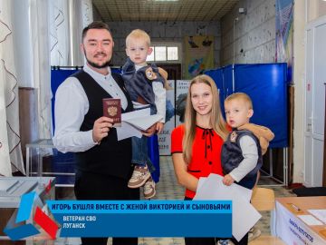 Наши защитники приходят на участки, чтобы отдать свой голос и в третий день голосования